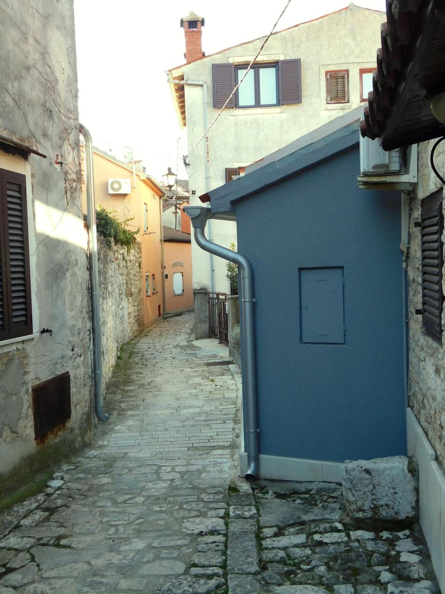 Bezauberndes Steinhaus Mit Garten In Der Altstadt Von Rovinj Eksteriør billede