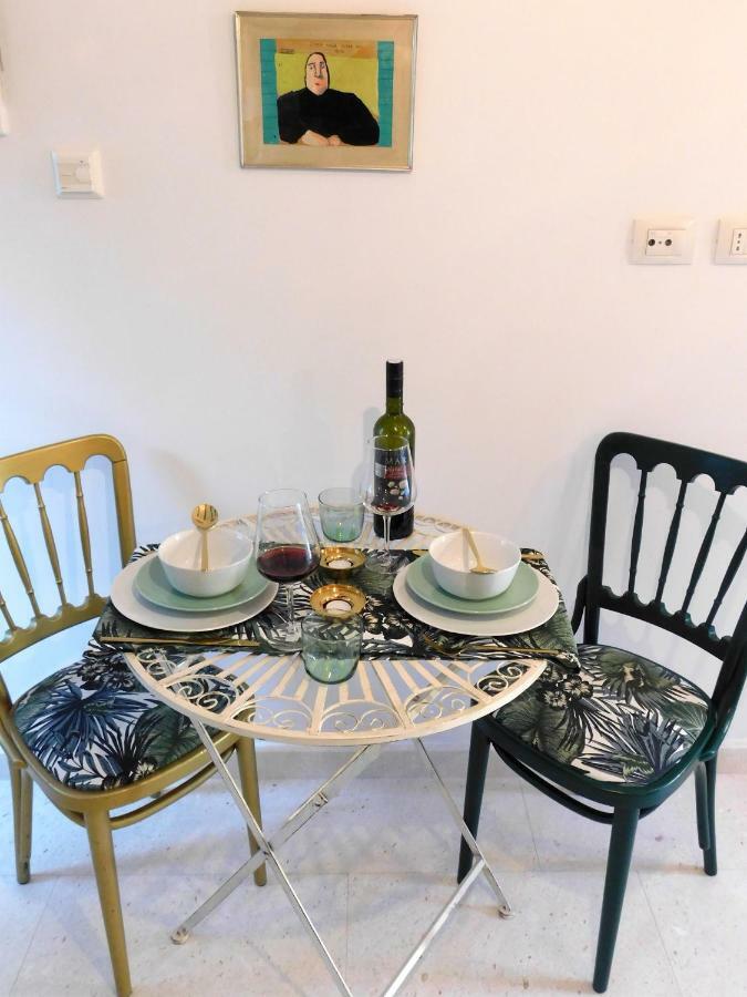 Bezauberndes Steinhaus Mit Garten In Der Altstadt Von Rovinj Eksteriør billede