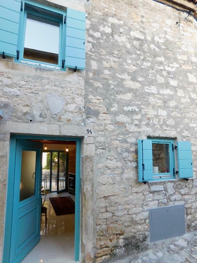Bezauberndes Steinhaus Mit Garten In Der Altstadt Von Rovinj Eksteriør billede